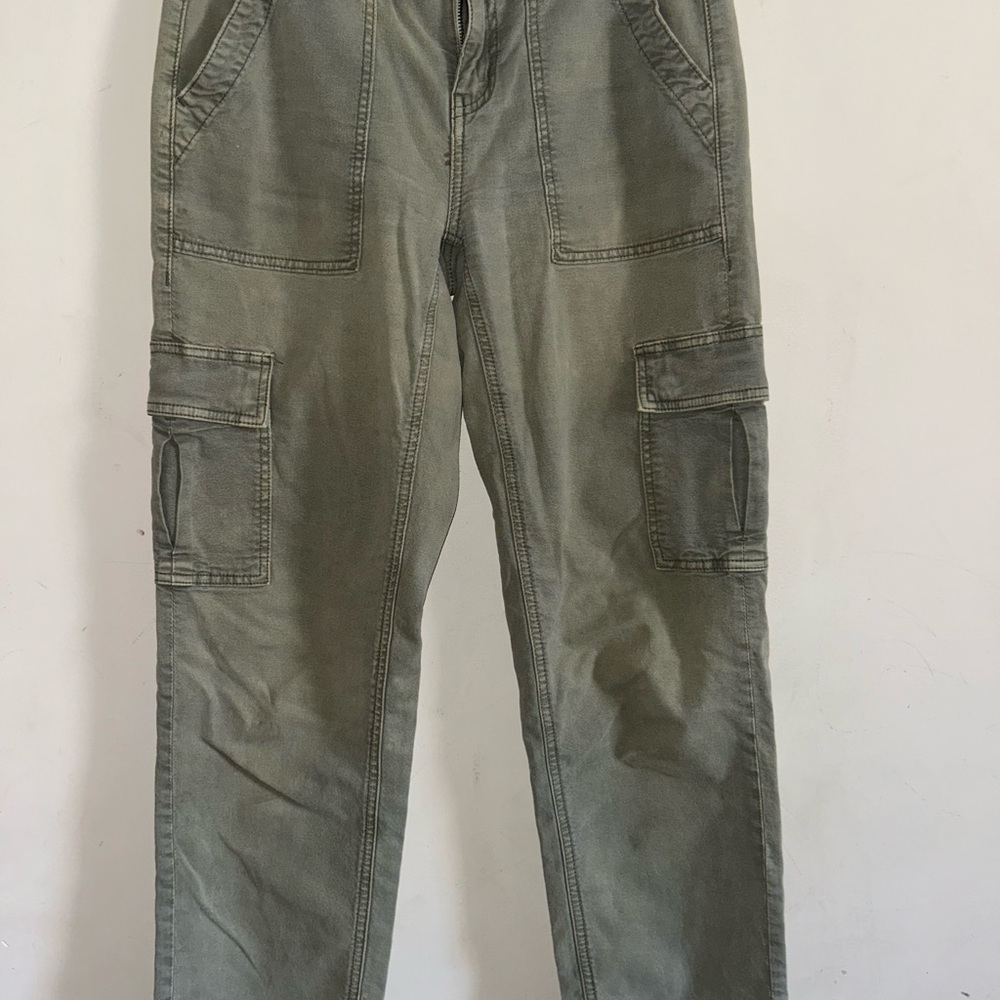 AE Green Cargo Jeans with Sturdy Cotton, Mid-Rise Straight-Leg